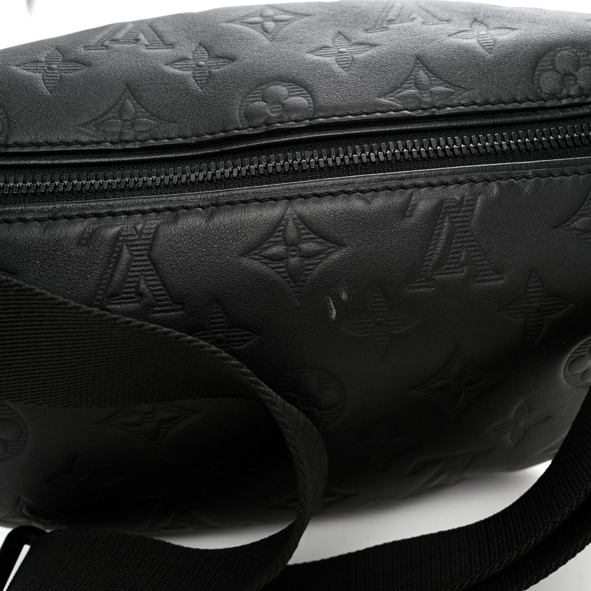 Louis Vuitton Calfskin Monogram Shadow Discovery Bumbag Black 11 of 11