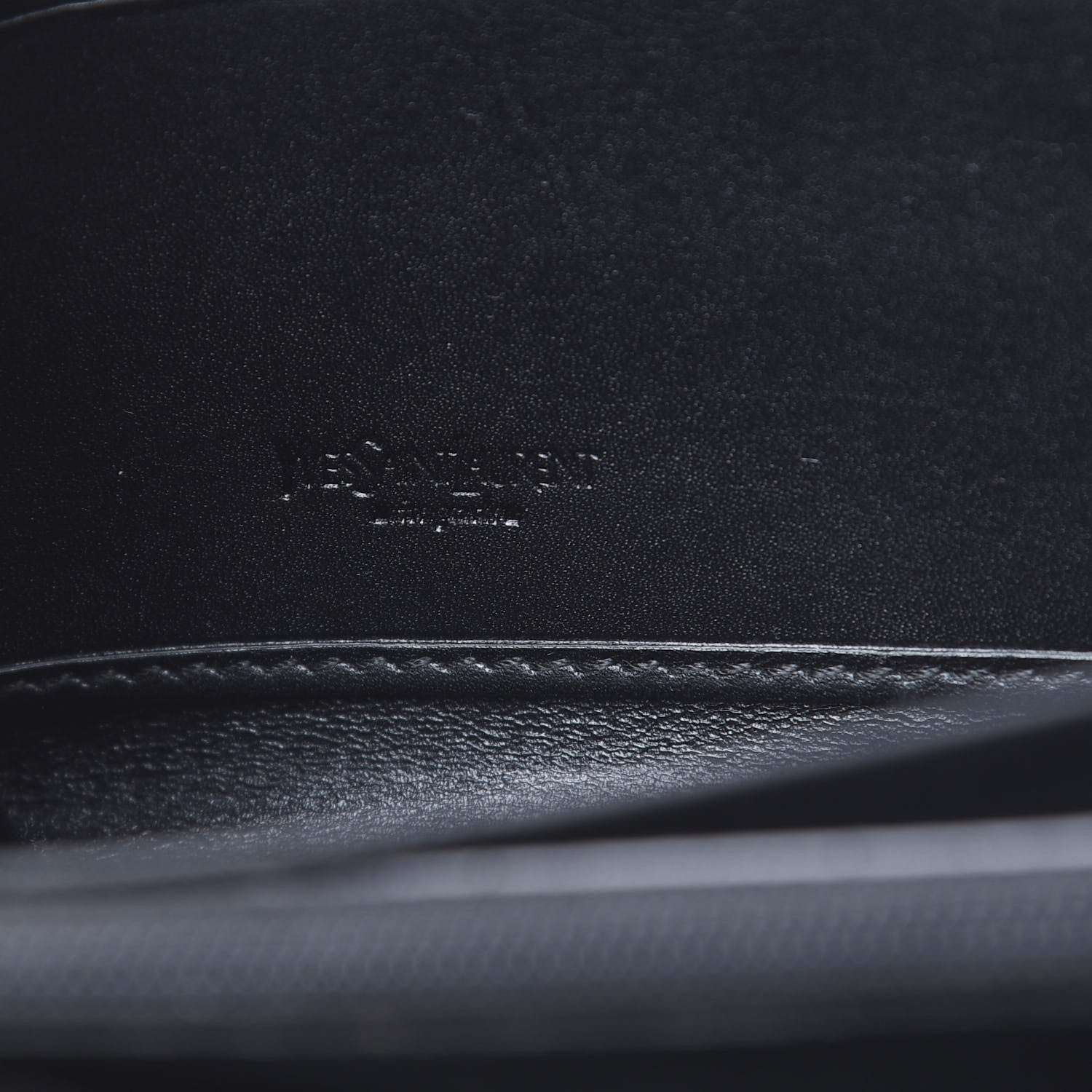 Saint Laurent Textured Patent Monogram Belle De Jour Zip Around Wallet Black 5 of 7