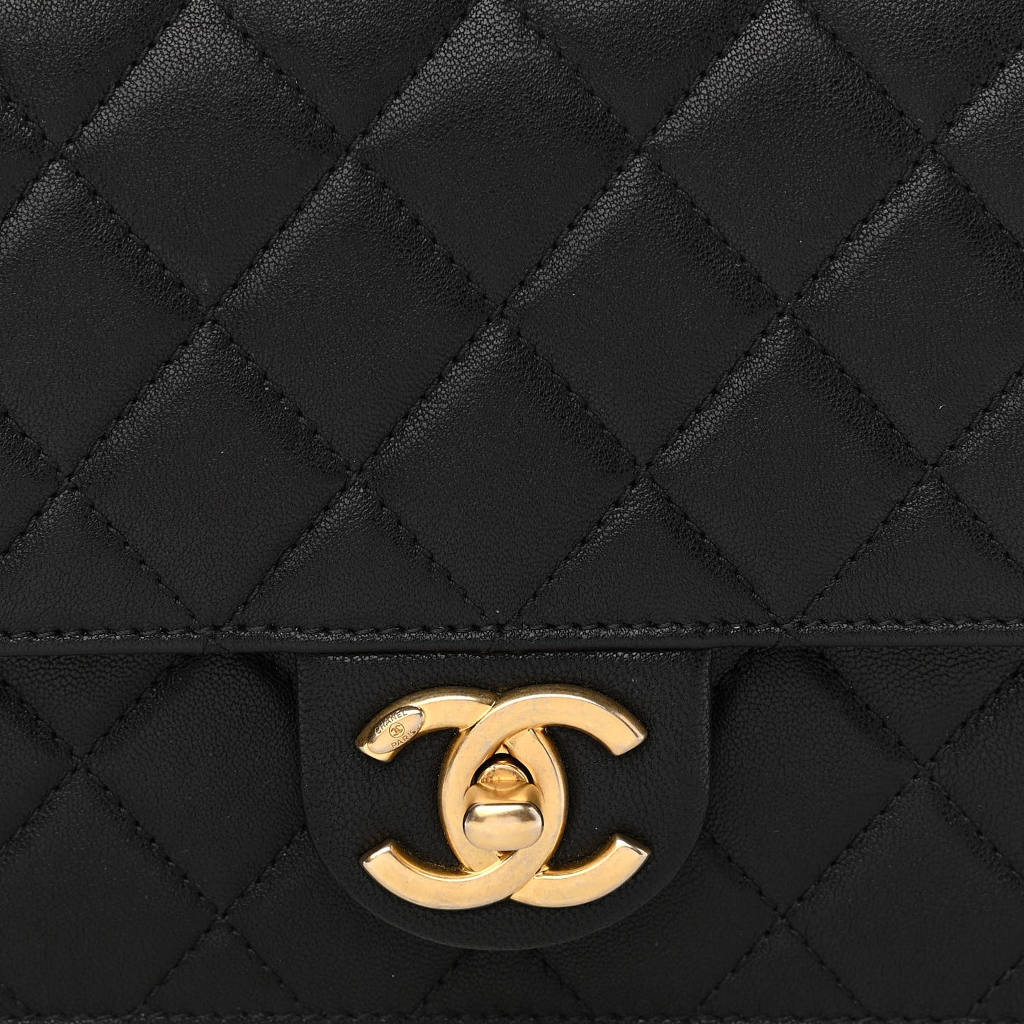 Goatskin Quilted Small Chic Pearls Flap Black