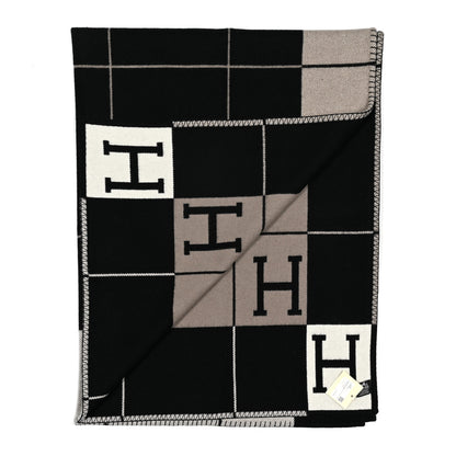 Hermes Wool Cashmere Avalon III Blanket Ecru Black 2 of 3