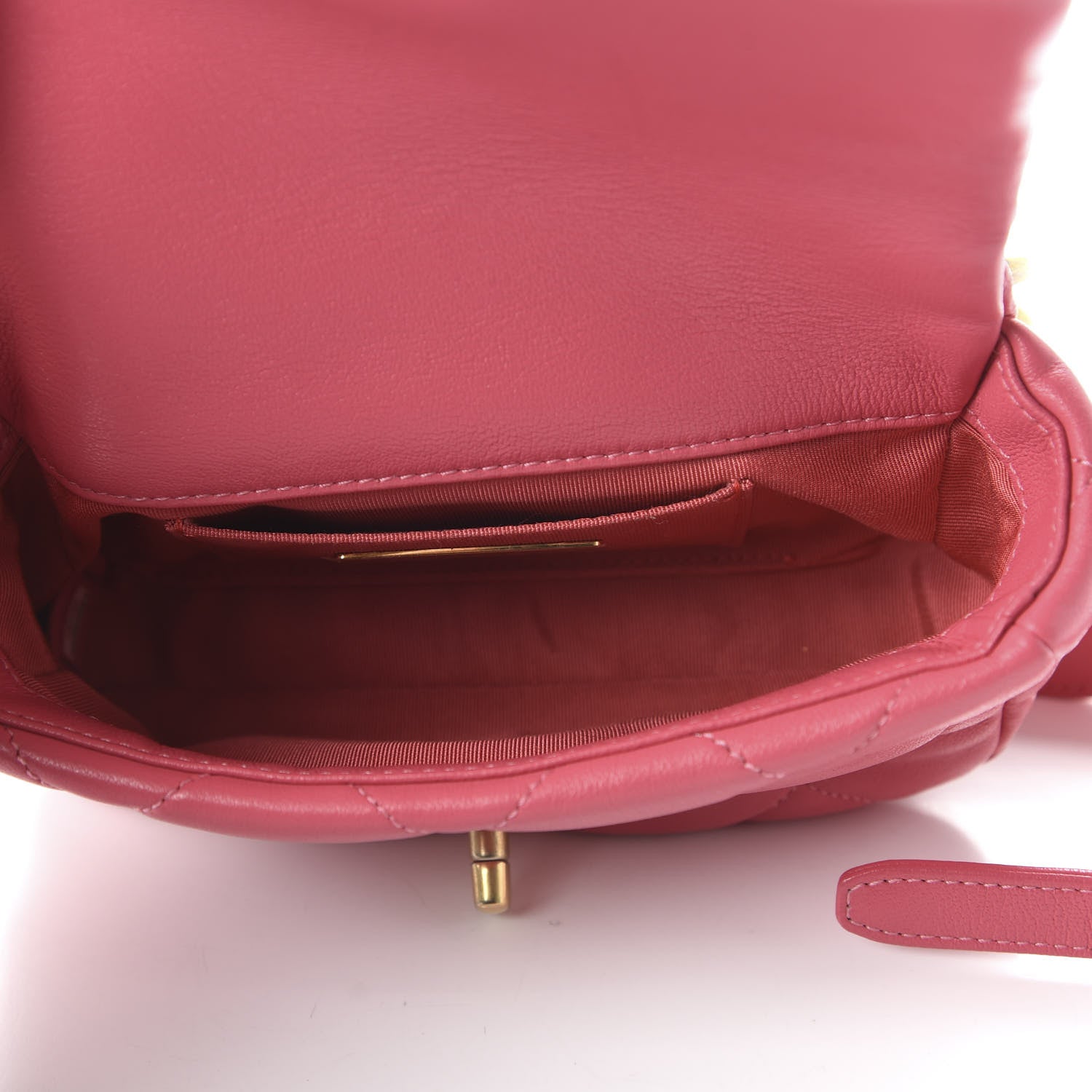 Chanel Lambskin Quilted 19 Waist Bag Pink 9 of 21