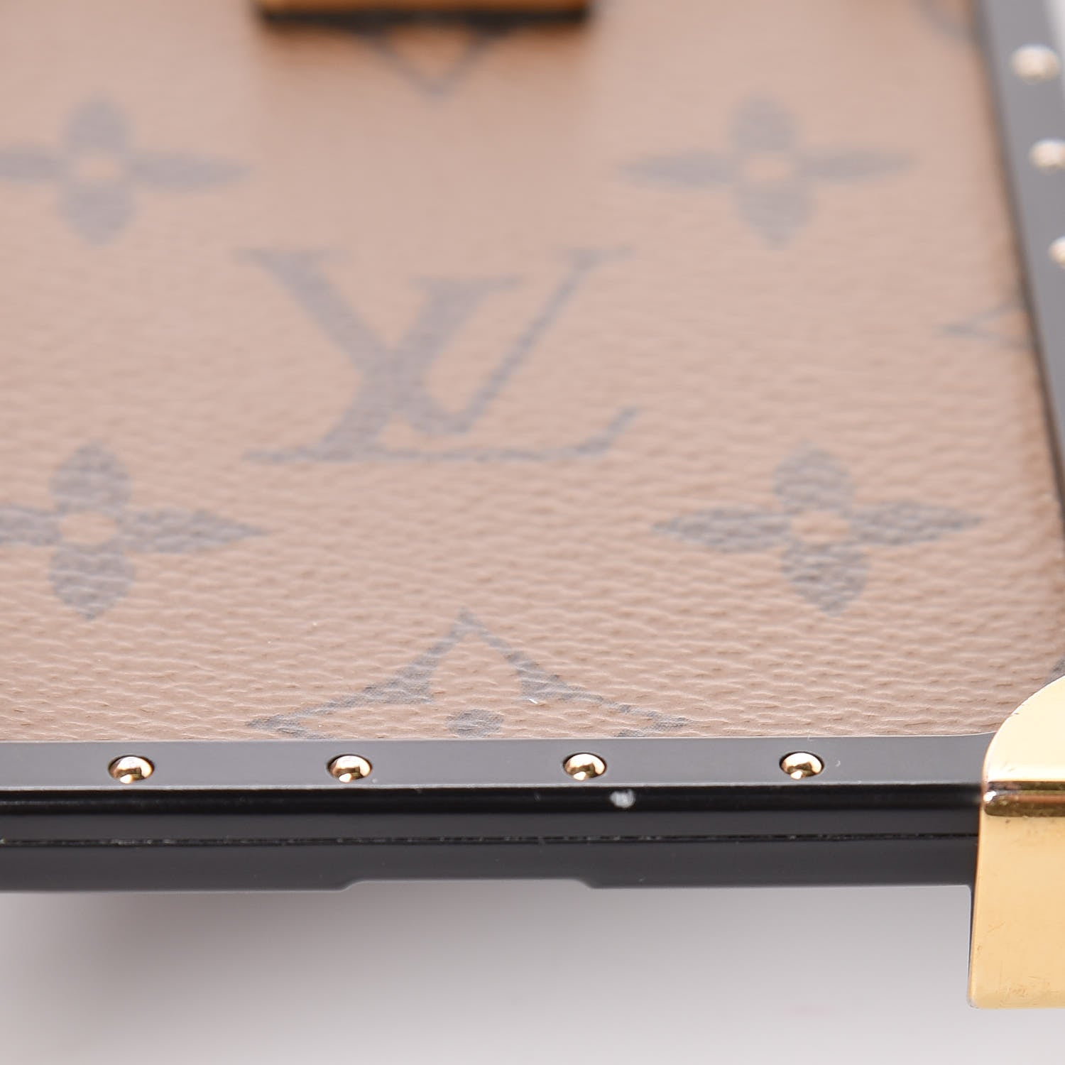 Louis Vuitton Reverse Monogram Eye-Trunk iPhone X Case 9 of 13