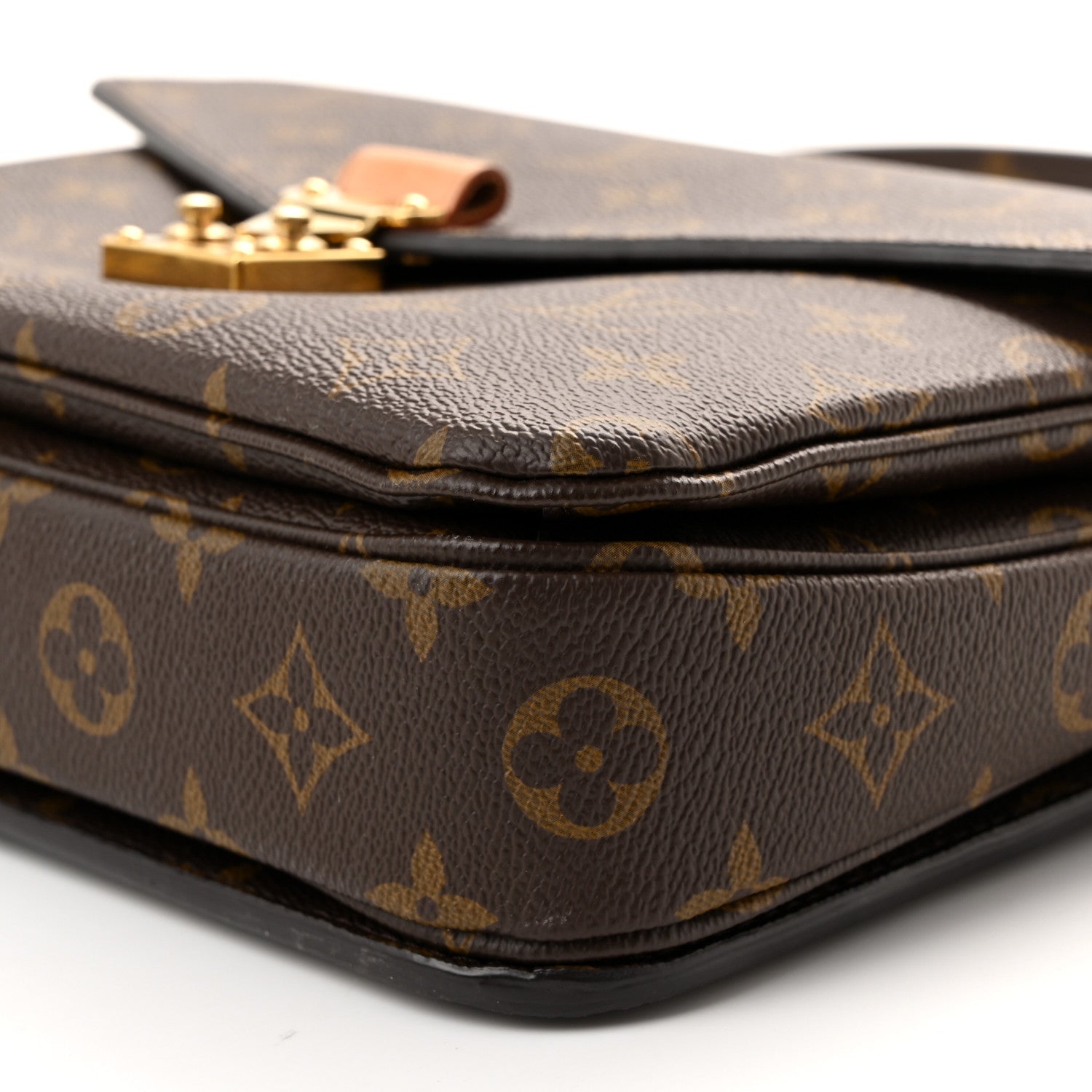 Louis Vuitton Monogram Pochette Metis 9 of 9