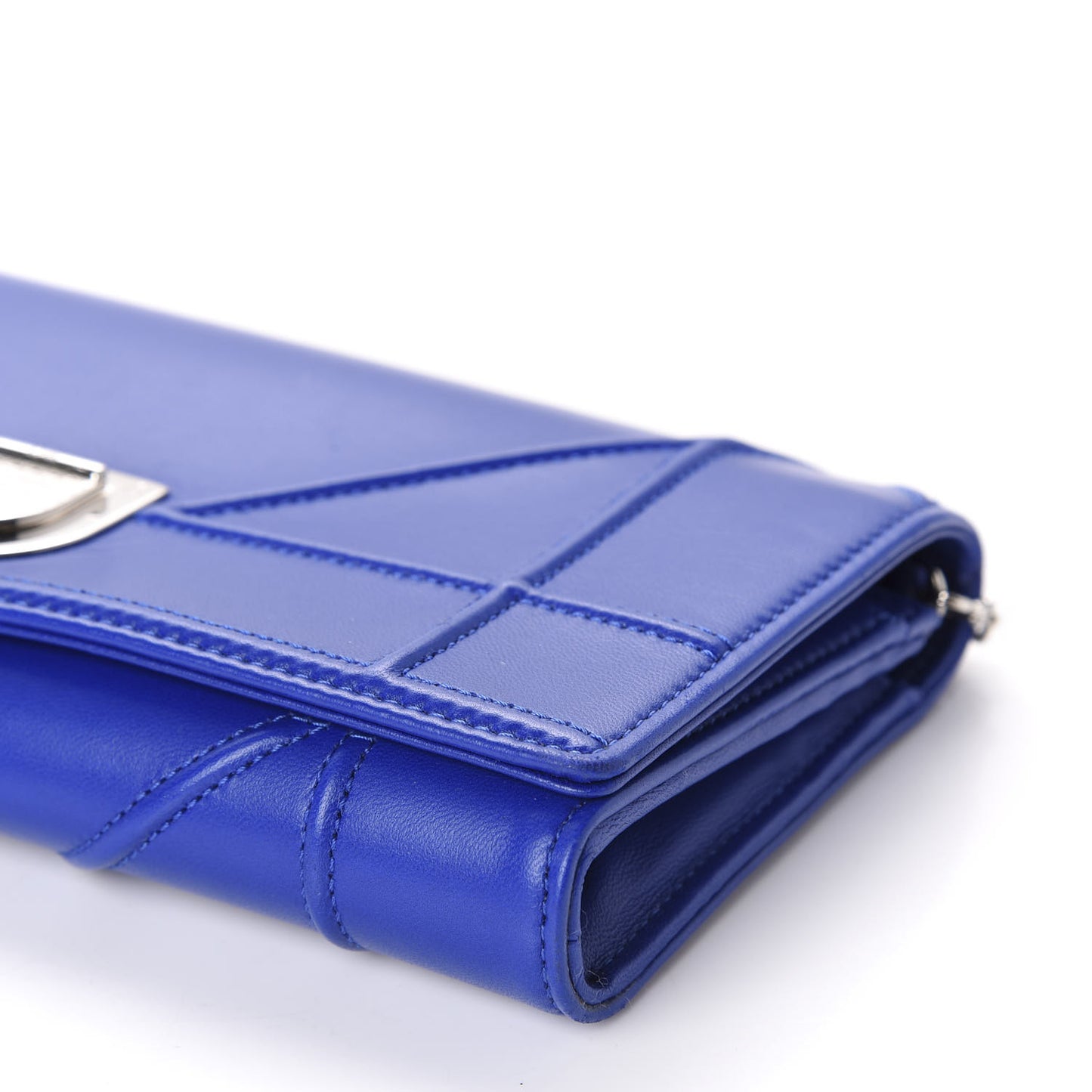 Lambskin Diorama Croisiere Chain Wallet Blue