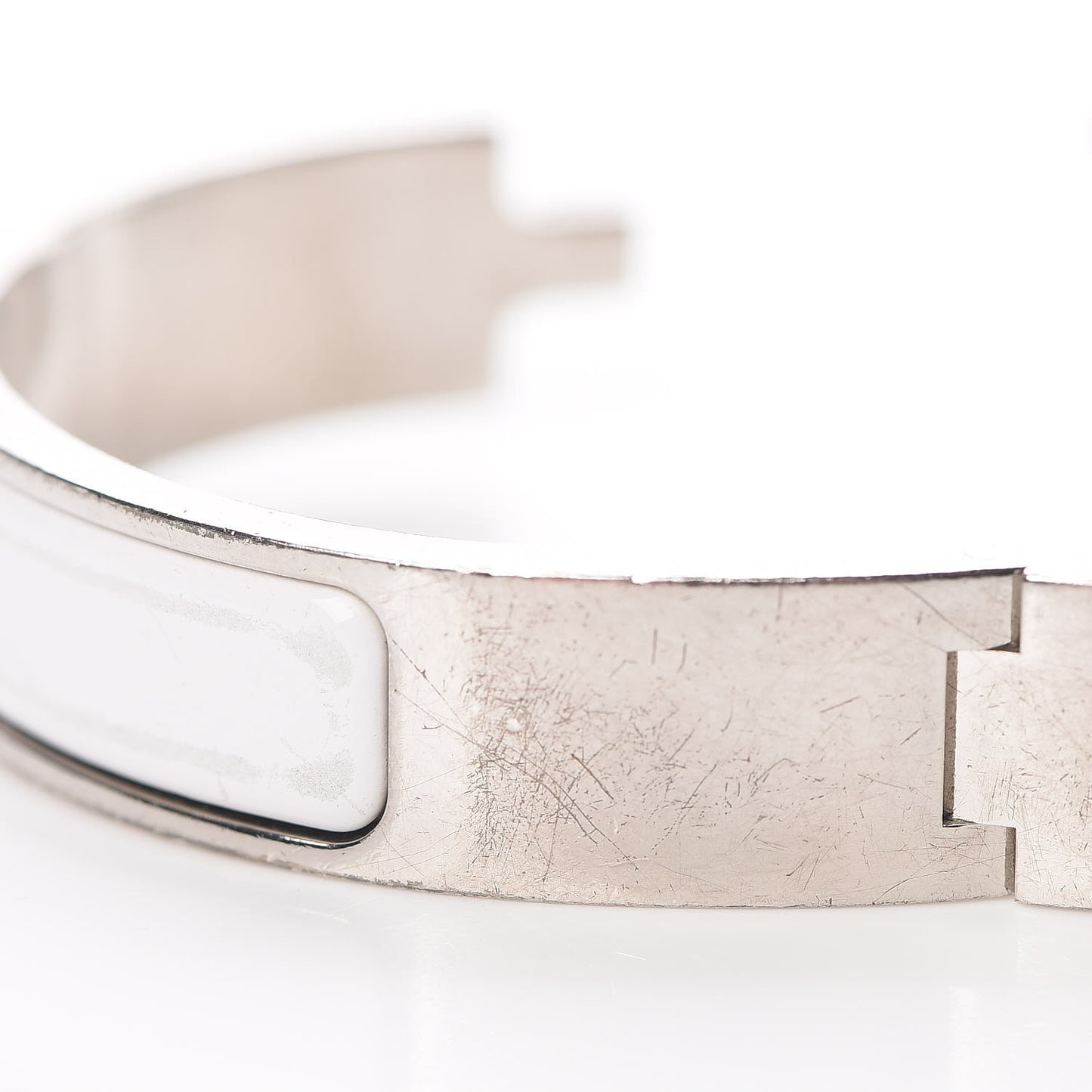 Enamel Narrow Clic Clac H Bracelet PM White