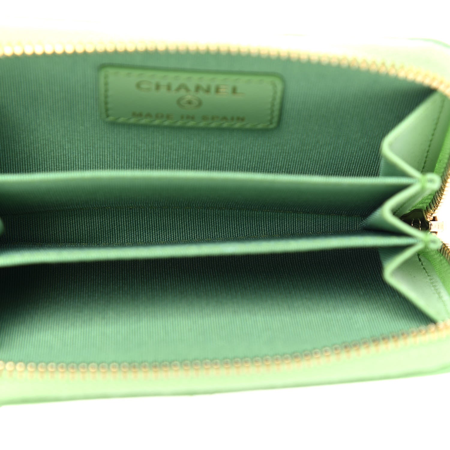 Chanel Shiny Goatskin Quilted 19 Zip Around Coin Purse Wallet Green 5 of 8