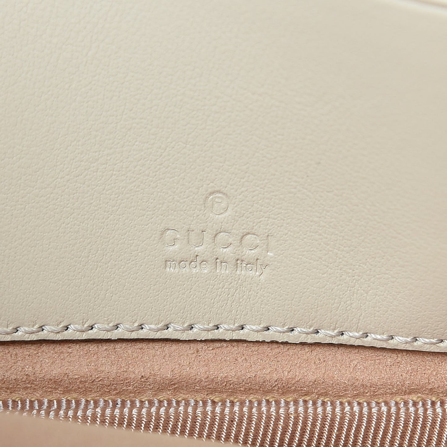 Calfskin Matelasse Mini GG Marmont Chain Crossbody Bag Mystic White