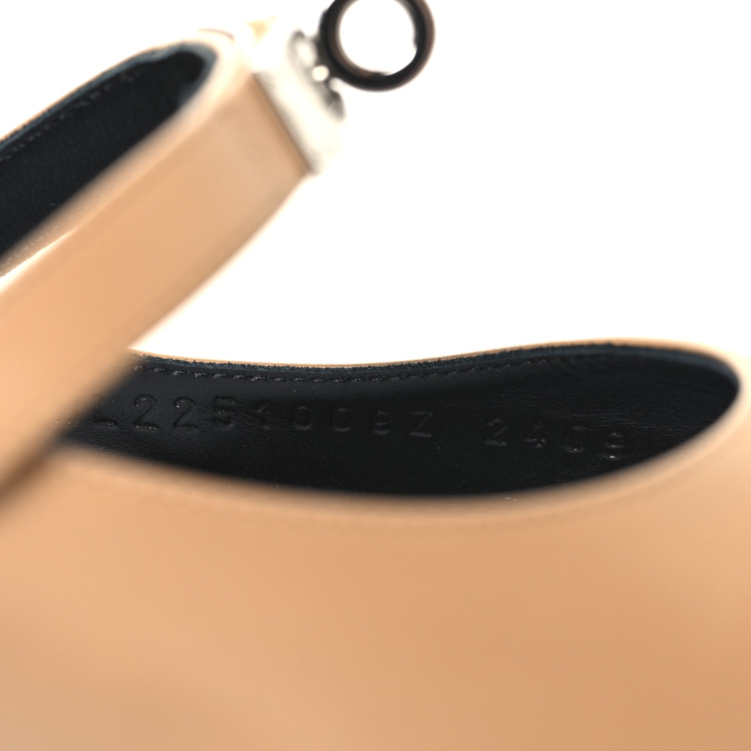 Hermes Calfskin Kiara 40 Pumps 39 Naturel Clair 7 of 10