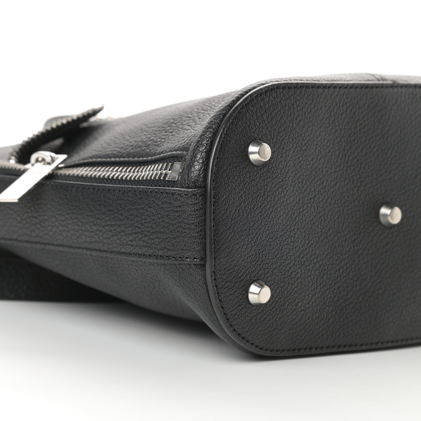 Calfskin De Manta Shoulder Bag Black