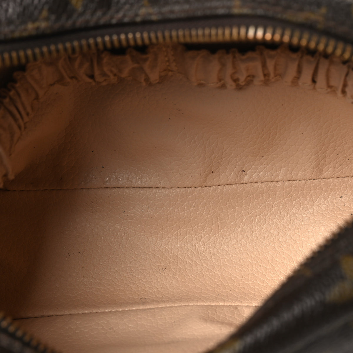 Louis Vuitton Monogram Trousse Toilette 19 5 of 7