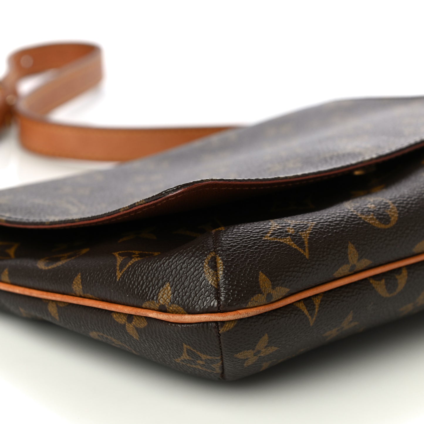 Monogram Musette Tango
