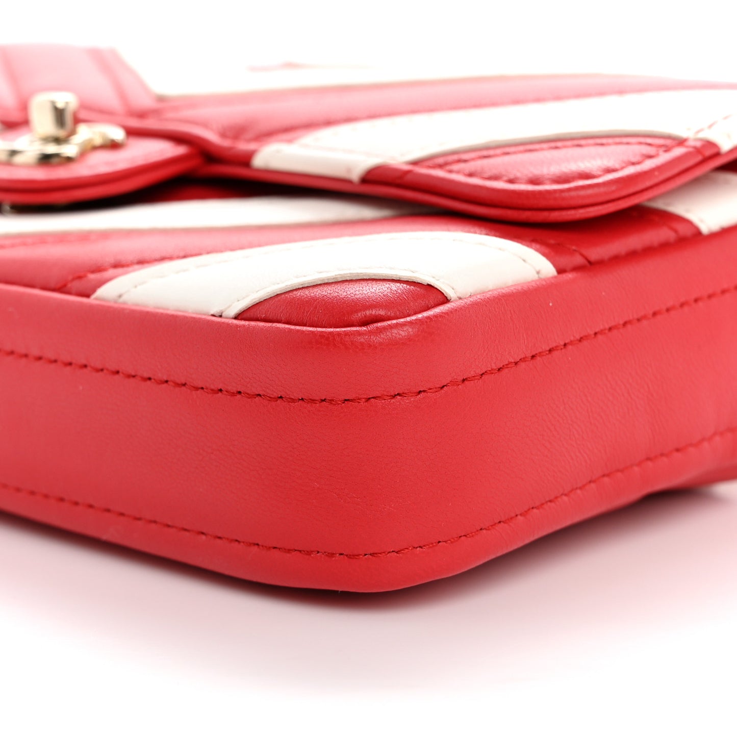 Lambskin Chevron Stitched Flap White Red