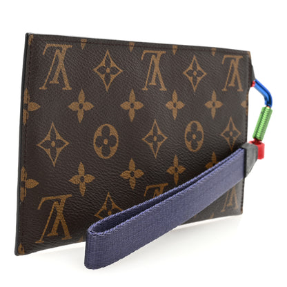 Louis Vuitton Monogram Outdoor Pochette Ribbon 3 of 6