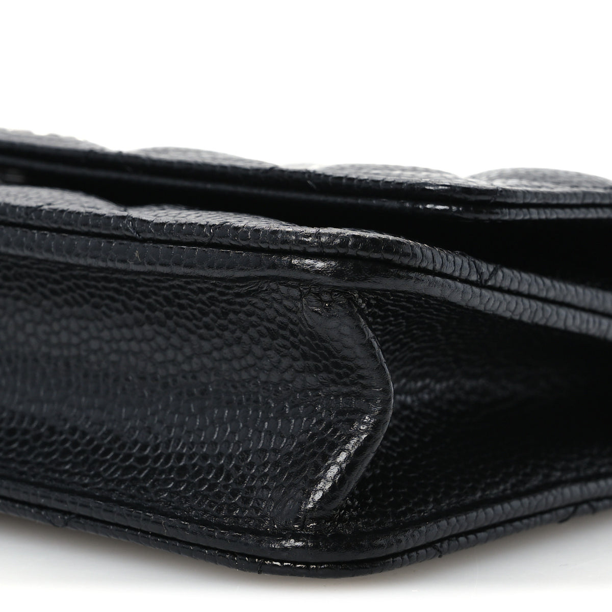 Caviar Quilted Wallet on Chain WOC Black