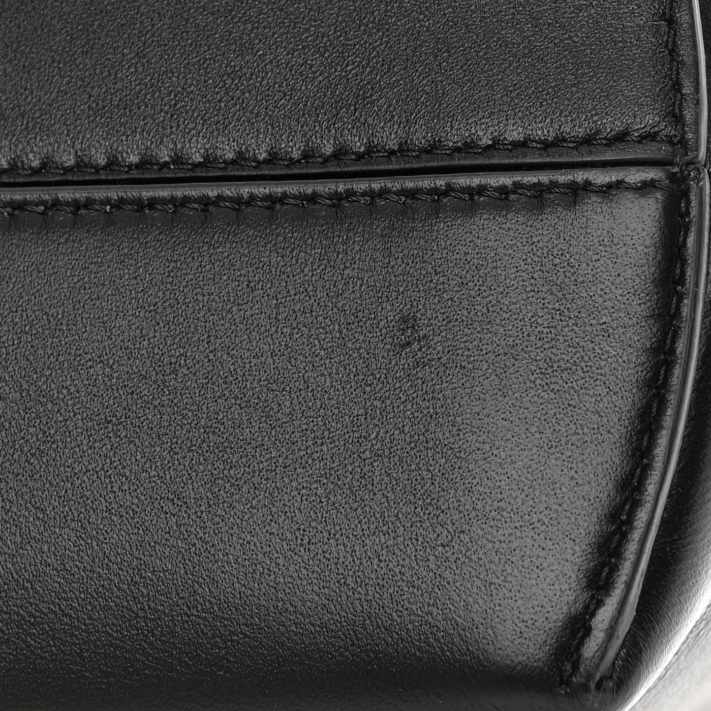 Shiny Nappa Medium Fendi First Black