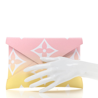 Louis Vuitton Monogram Giant By The Pool Kirigami Pochette Set 2 of 6