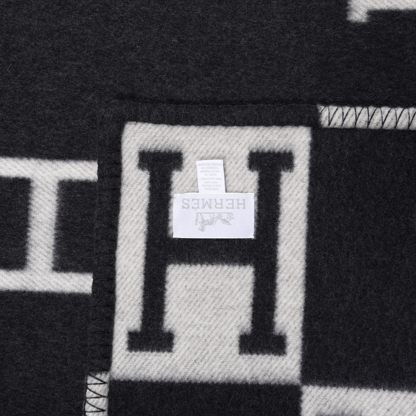 Wool Cashmere Avalon Blanket Ecru Gris Fonce