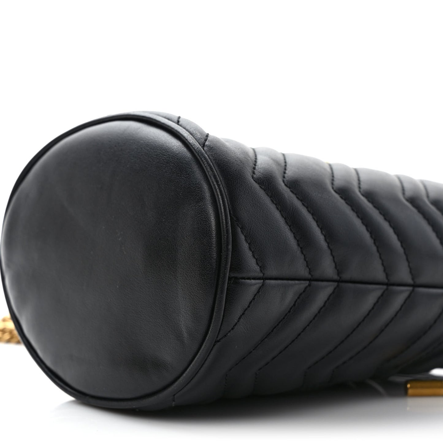 Calfskin Matelasse Mini GG Marmont 2.0 Bucket Bag Black