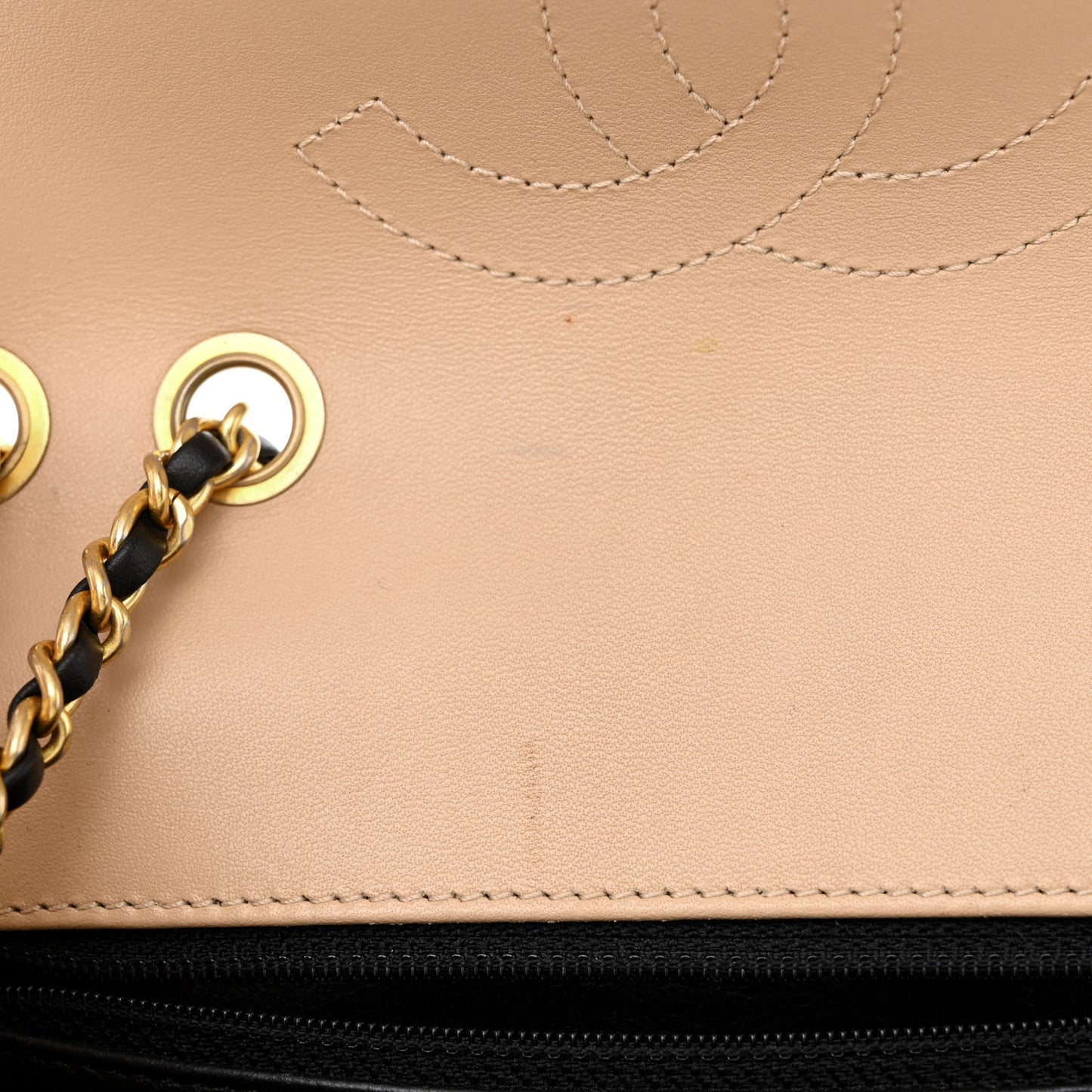 Caviar Quilted Small CC Filigree Flap