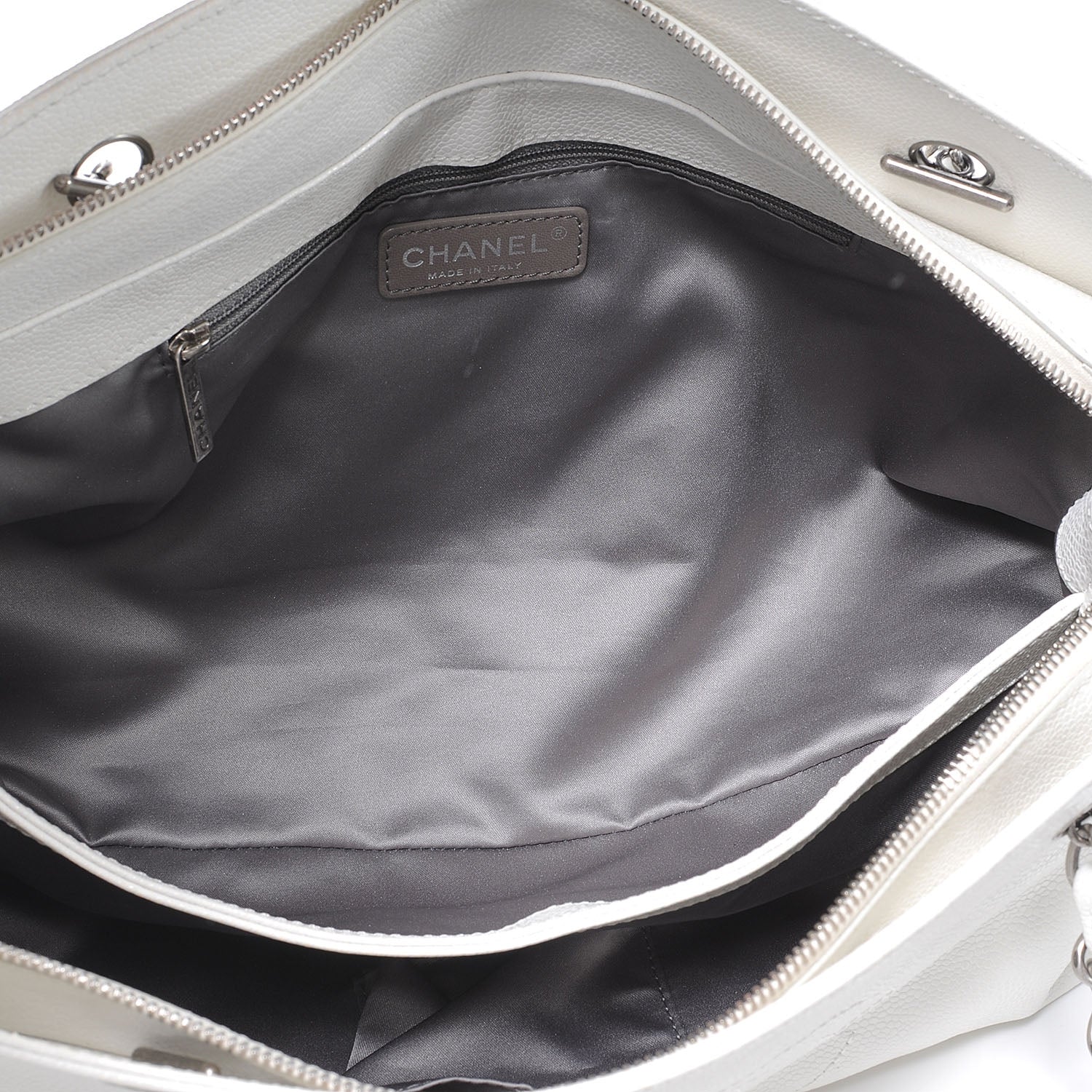 Chanel Caviar Quilted Hobo White 5 of 7