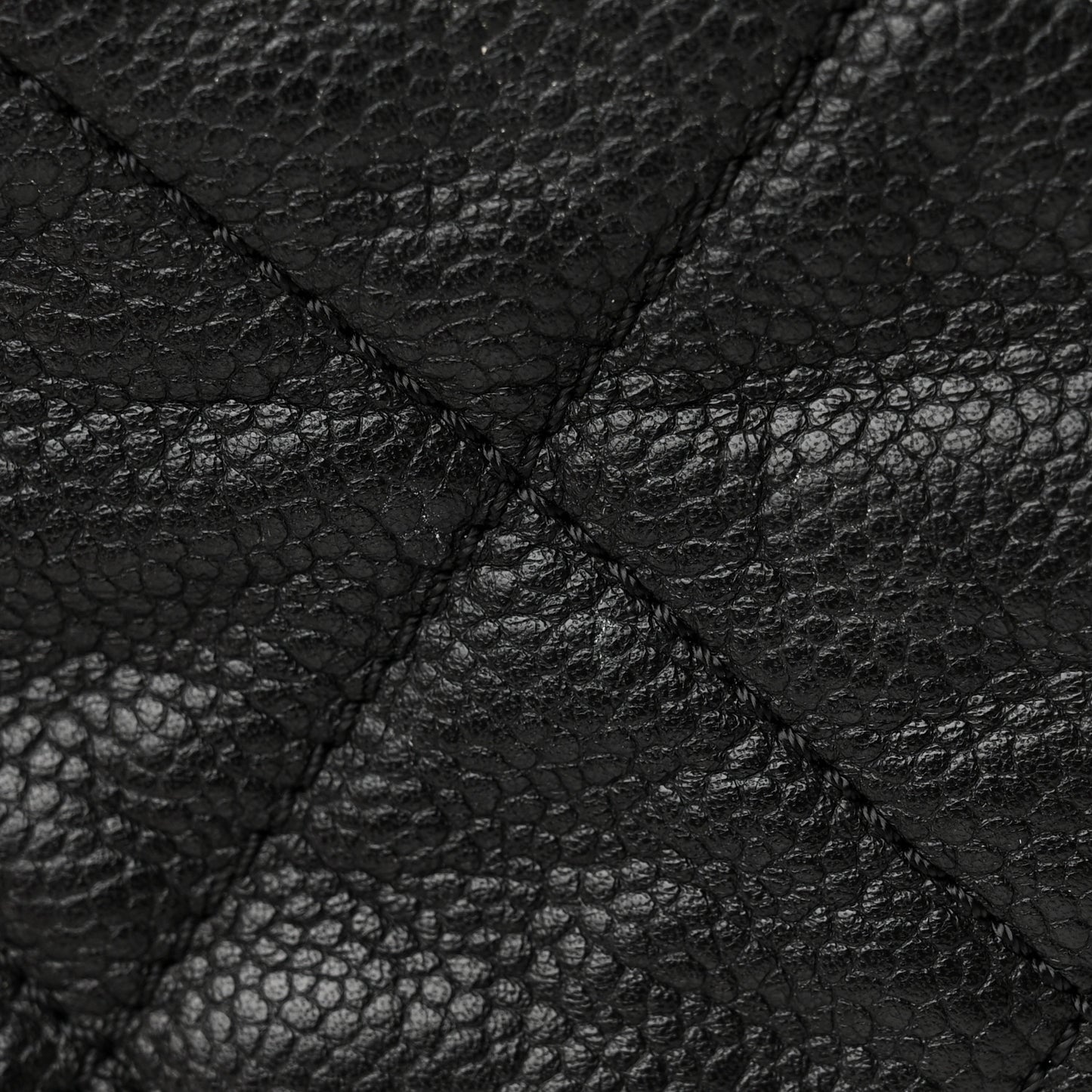 Caviar Quilted Expandable Zip Shoulder Bag Black