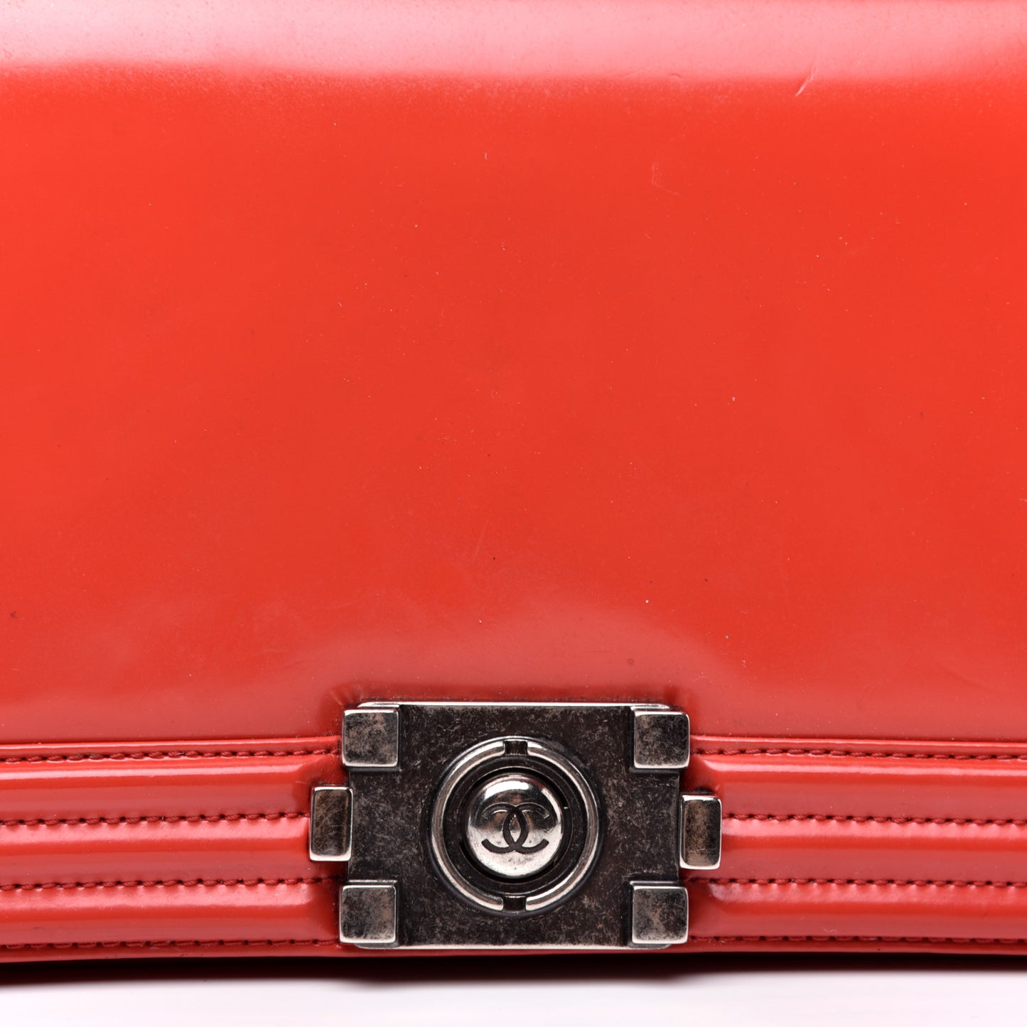 Glazed Calfskin Medium Boy Flap Red