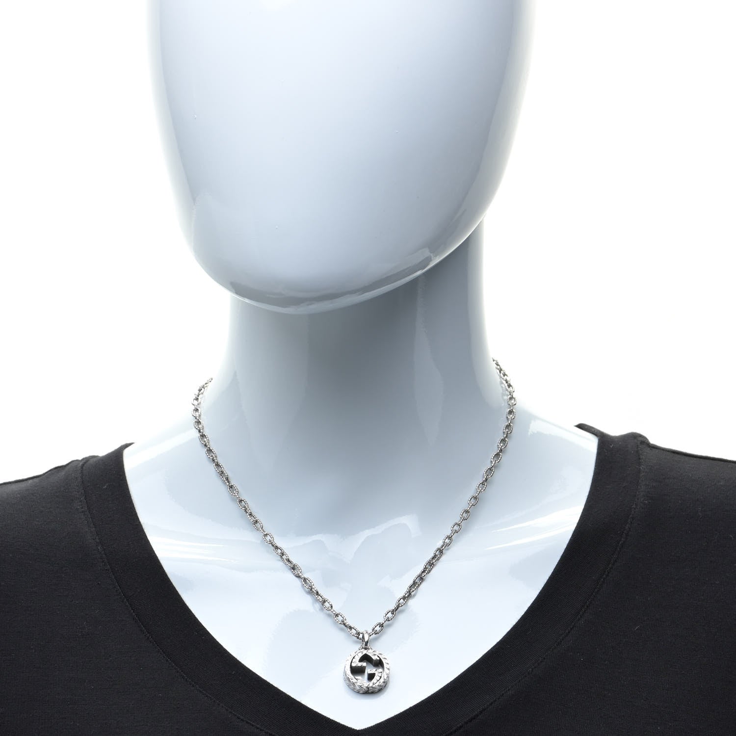 Gucci Sterling Silver Small Textured Interlocking G Pendant Necklace 3 of 14