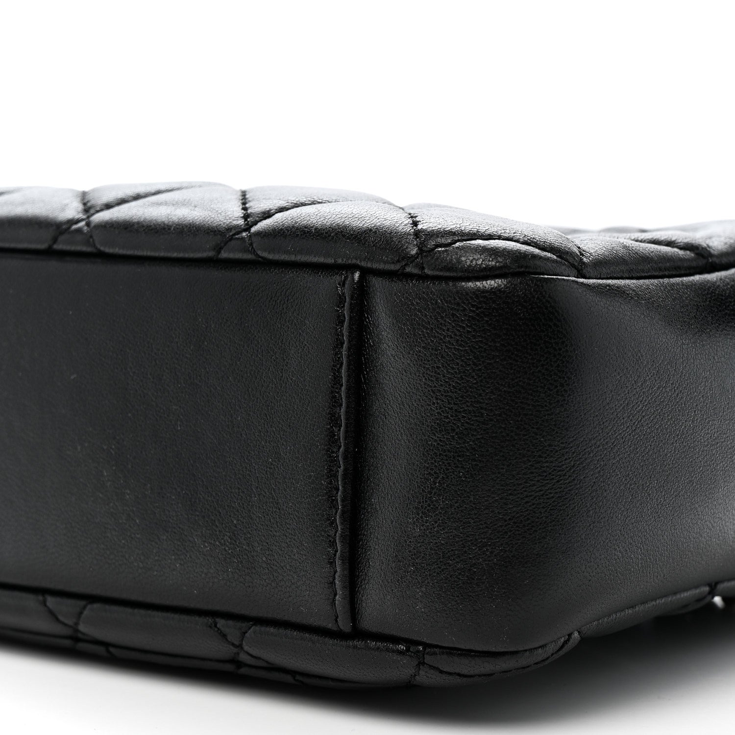 Chanel Lambskin Quilted CC Pearl Crush Camera Case Black 10 of 13
