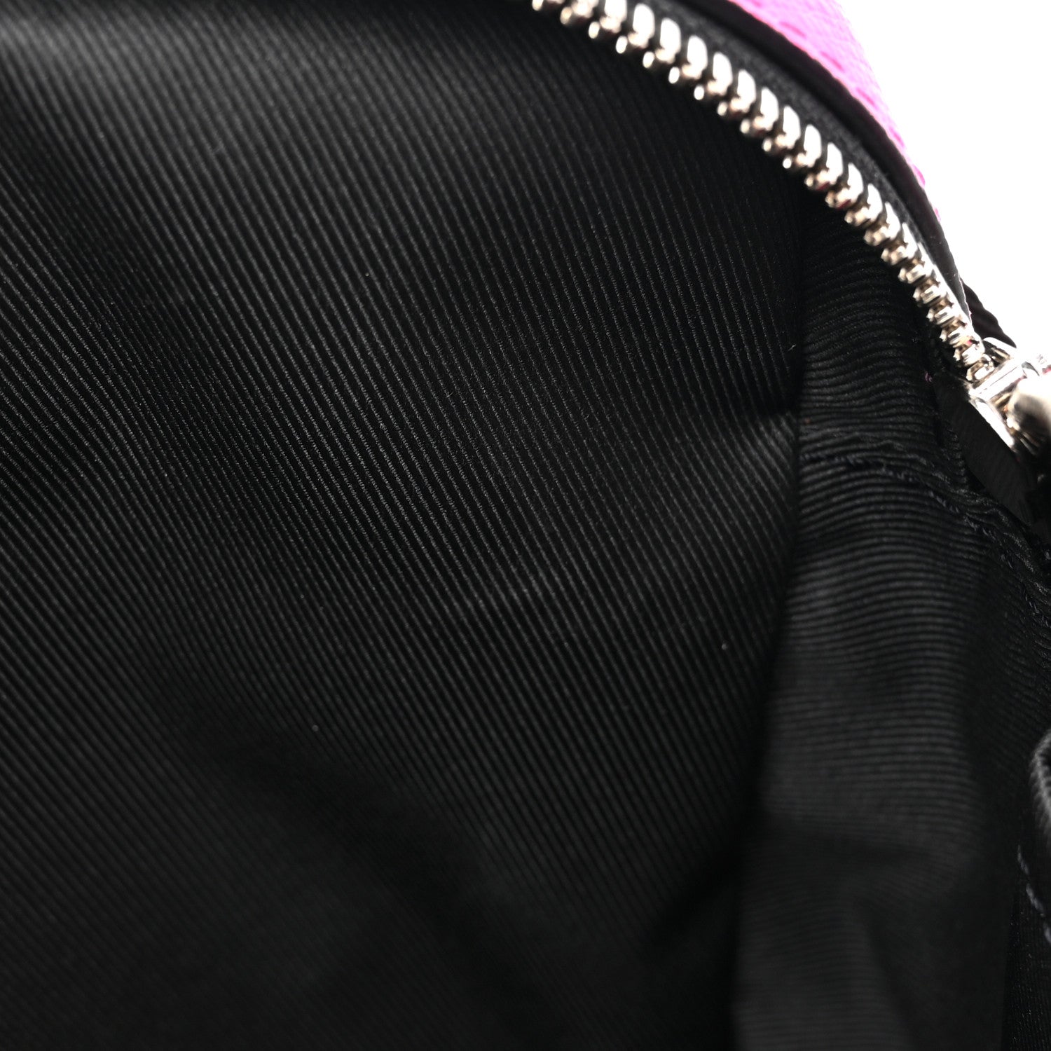 Louis Vuitton Taigarama Outdoor Messenger Fuchsia 11 of 13