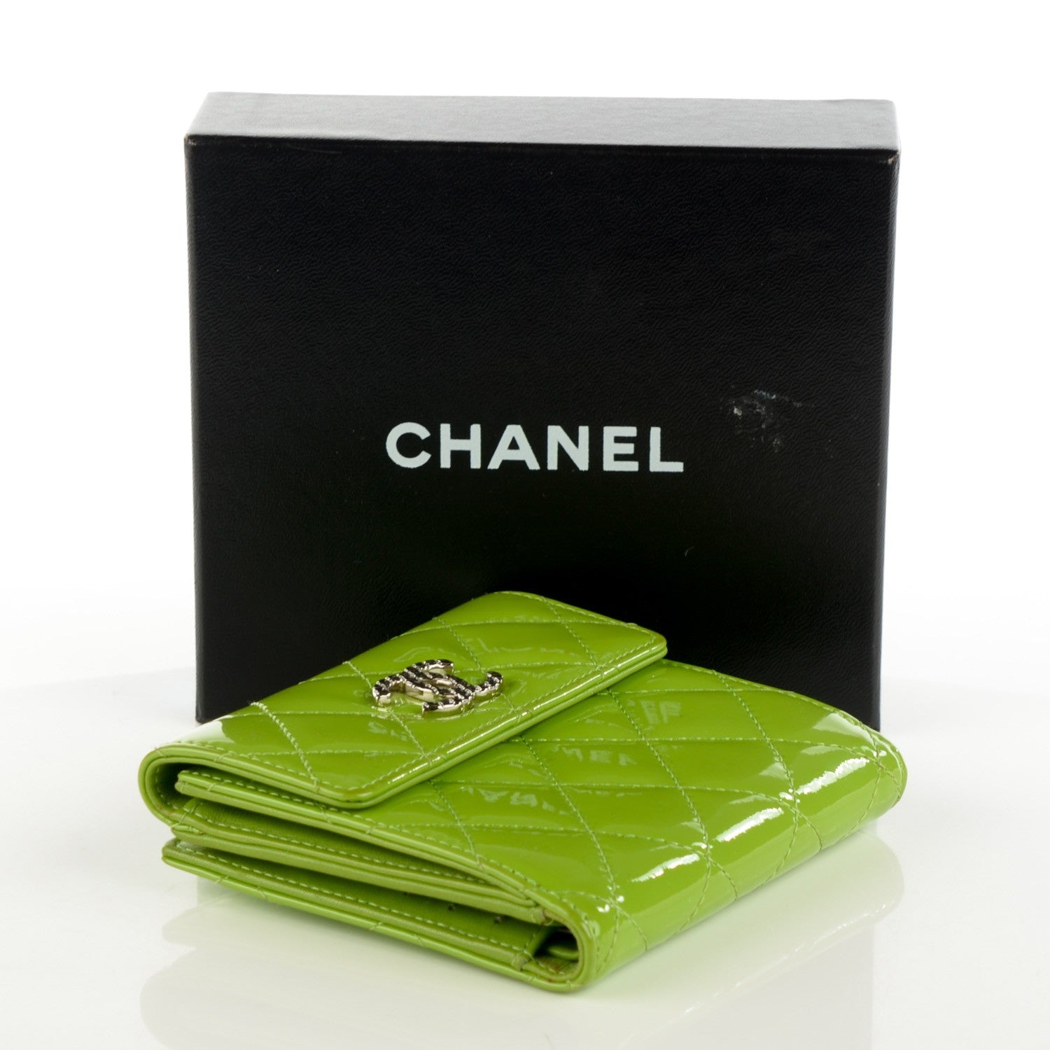 Chanel Patent Quilted Brilliant Compact Wallet Light Green 4 of 8