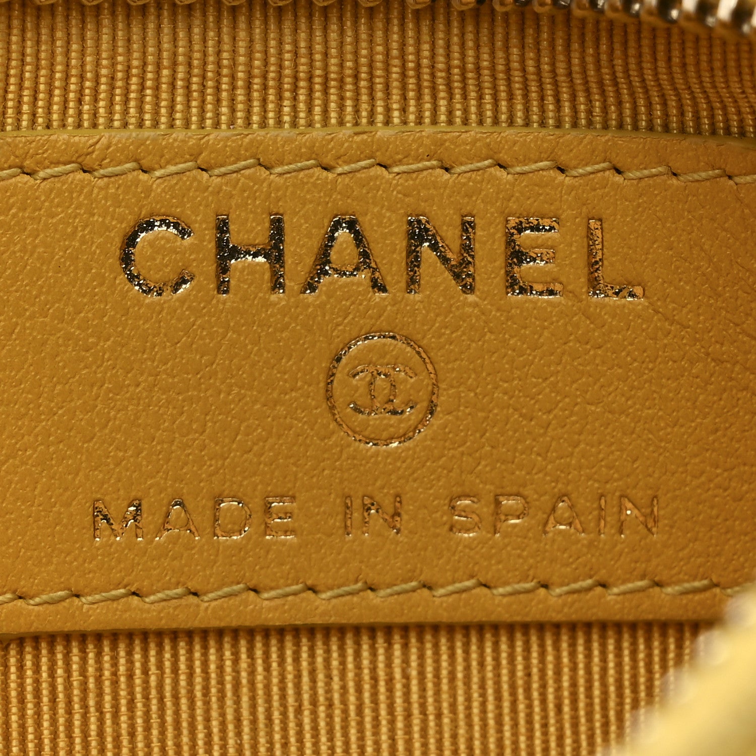 Chanel Caviar Quilted CC Zip Card Holder Yellow 6 of 7