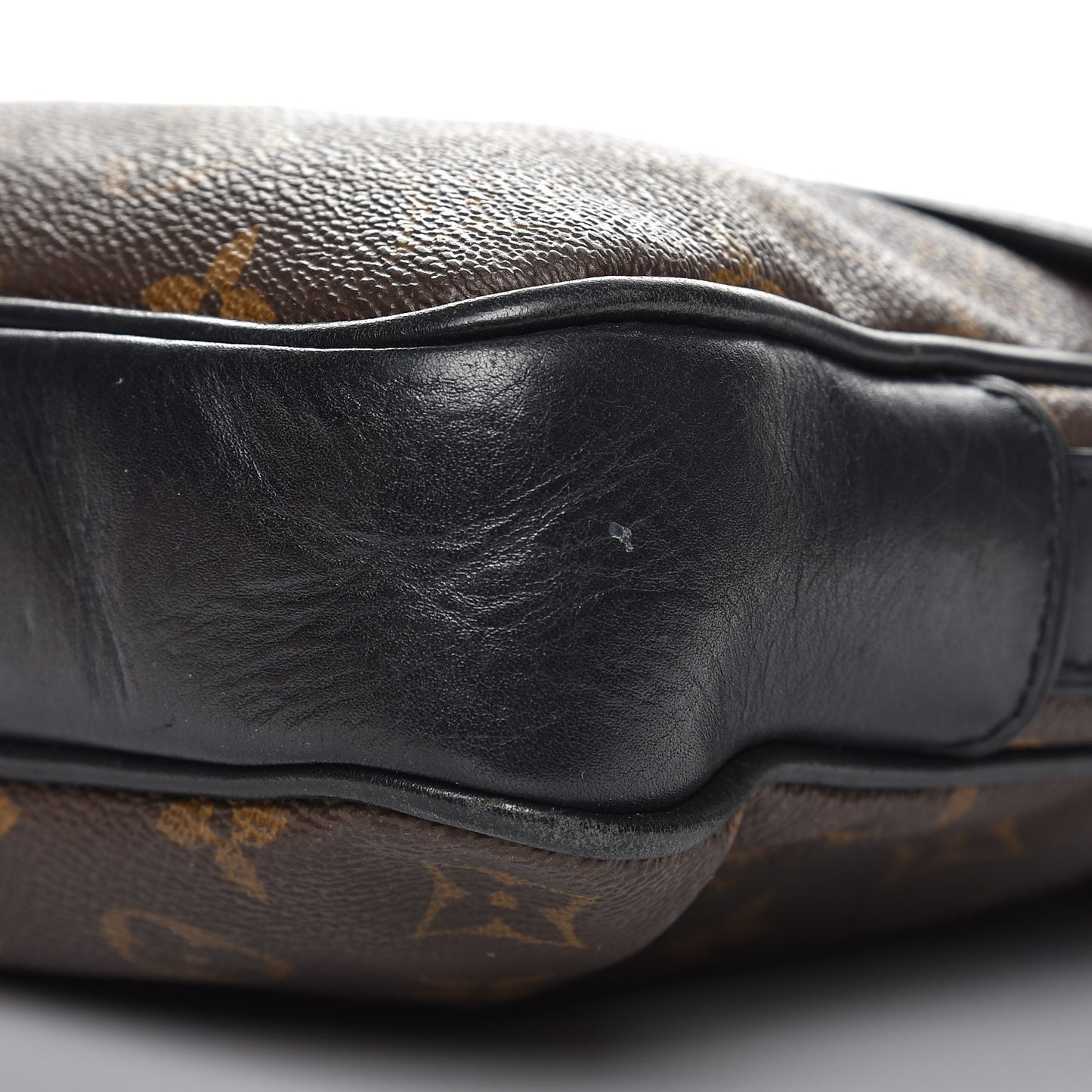 Monogram Macassar Bass MM