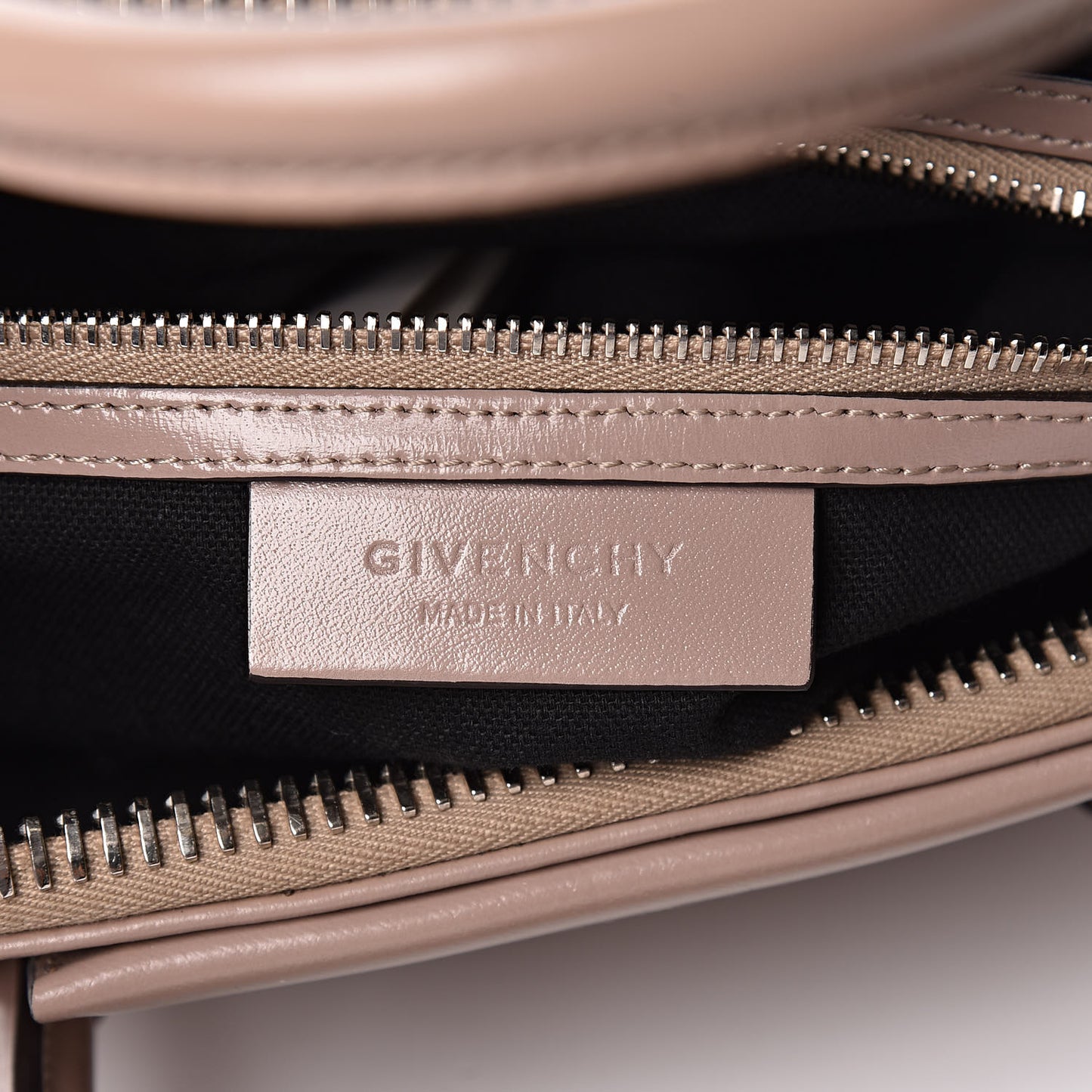 Shiny Lord Calfskin Small Antigona Linen