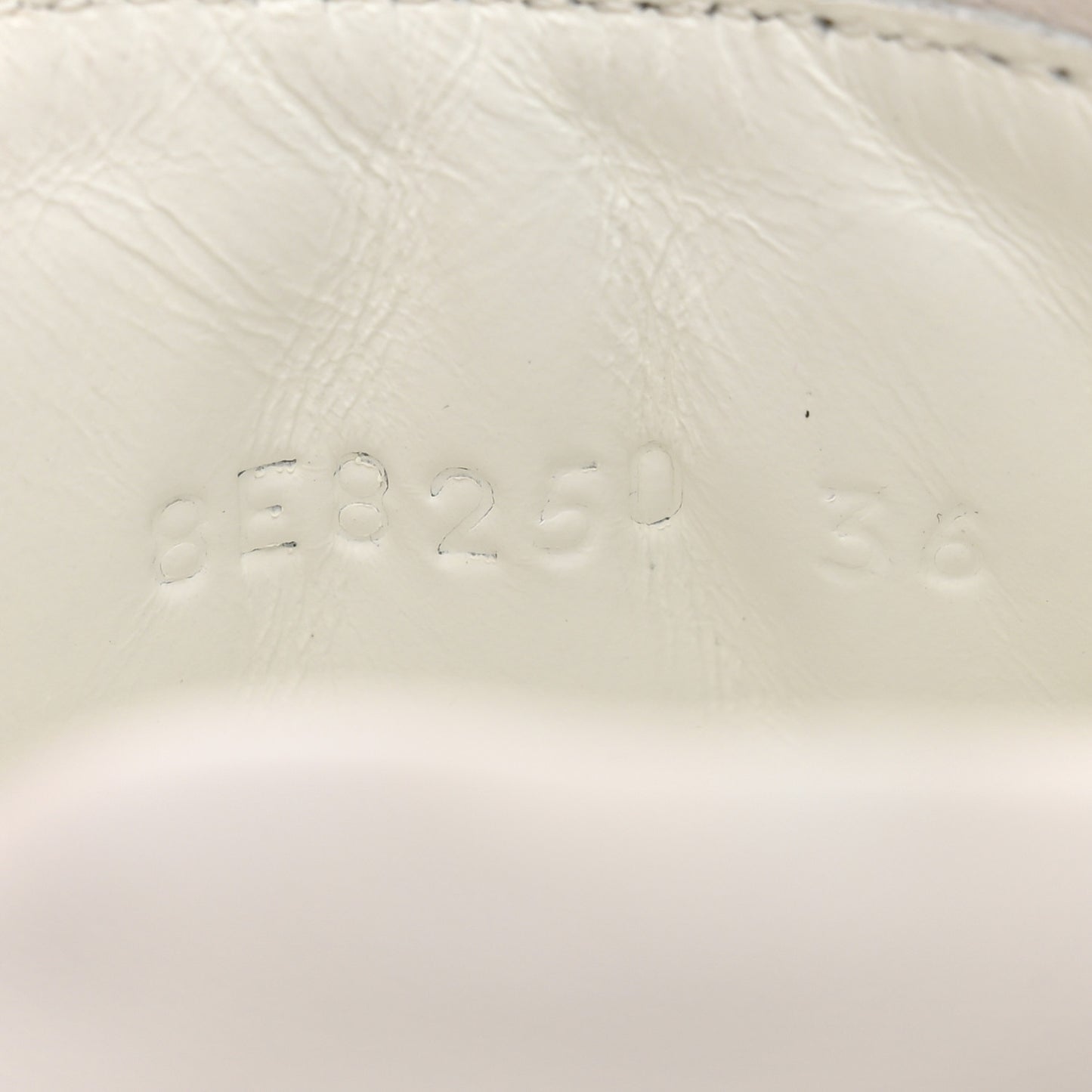 Velvet FF Calfskin Womens Fendi Force Low Top Sneakers 36 White