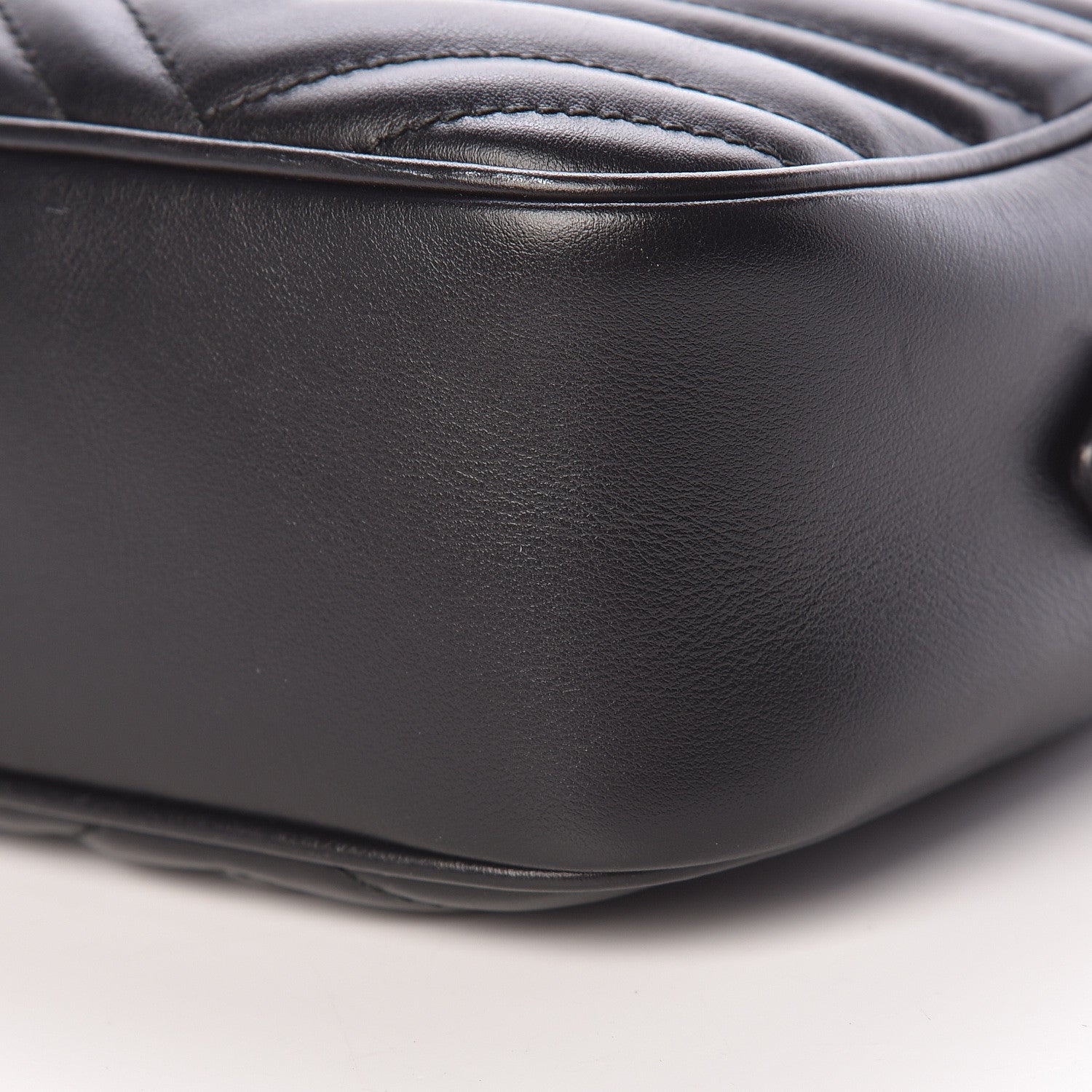 Gucci Calfskin Matelasse Small GG Marmont Chain Shoulder Bag Black 10 of 13