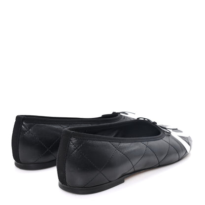Chanel Lambskin Quilted CC Cambon Ballet Flats 42 Black White 5 of 9
