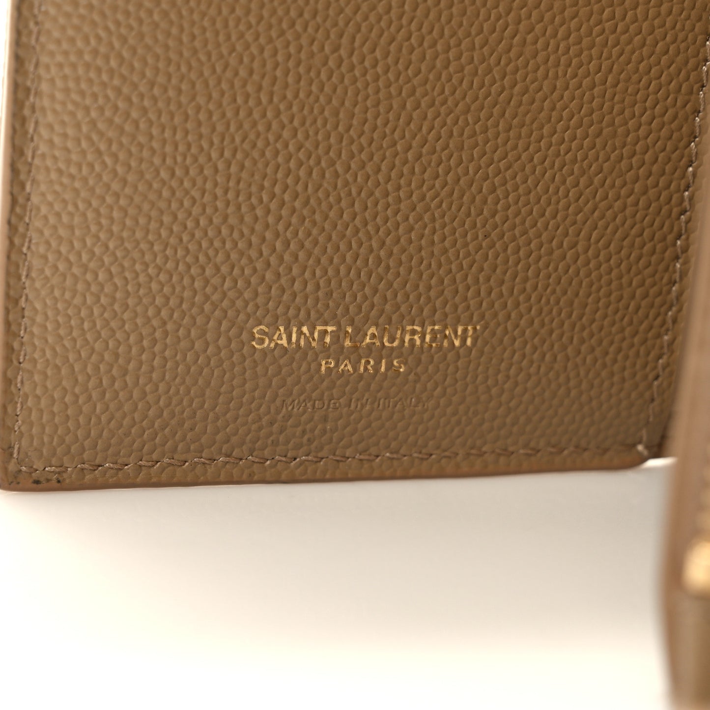 Grain De Poudre Matelasse Chevron Cassandre Fragments Zipperred Bi-Fold Wallet Dark Beige