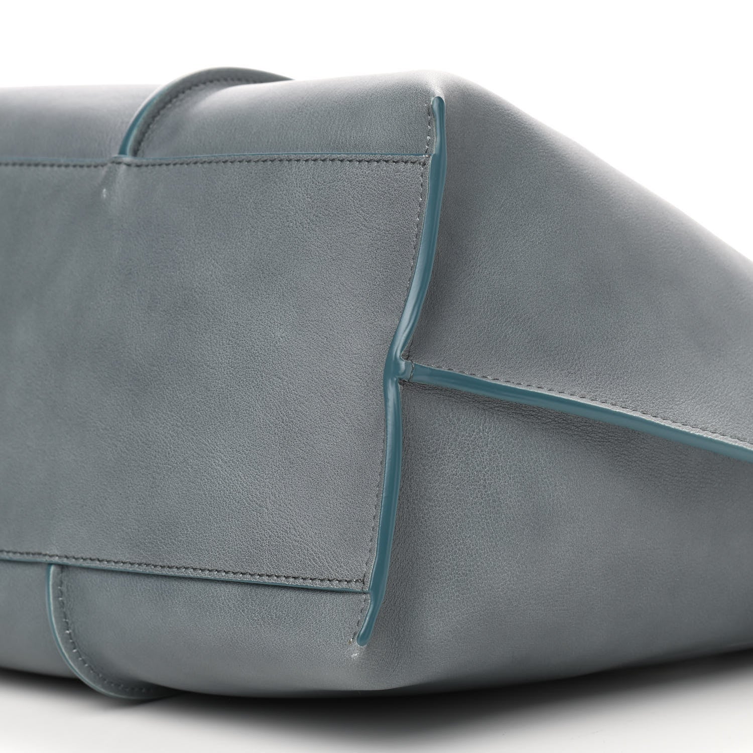 Chloe Smooth Calfskin Medium Vick Tote Cloudy Blue 15 of 15