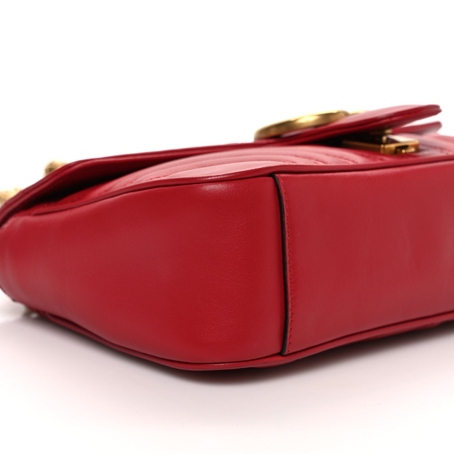 Calfskin Matelasse Small GG Marmont Shoulder Bag Hibiscus Red
