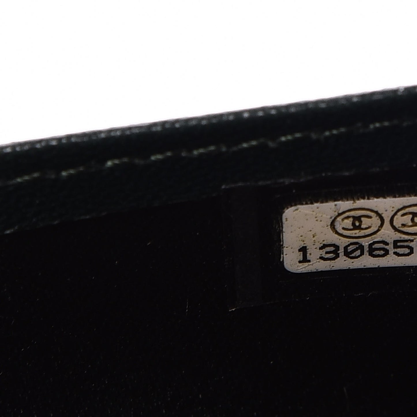 Lambskin Camellia Embossed Yen Wallet Green
