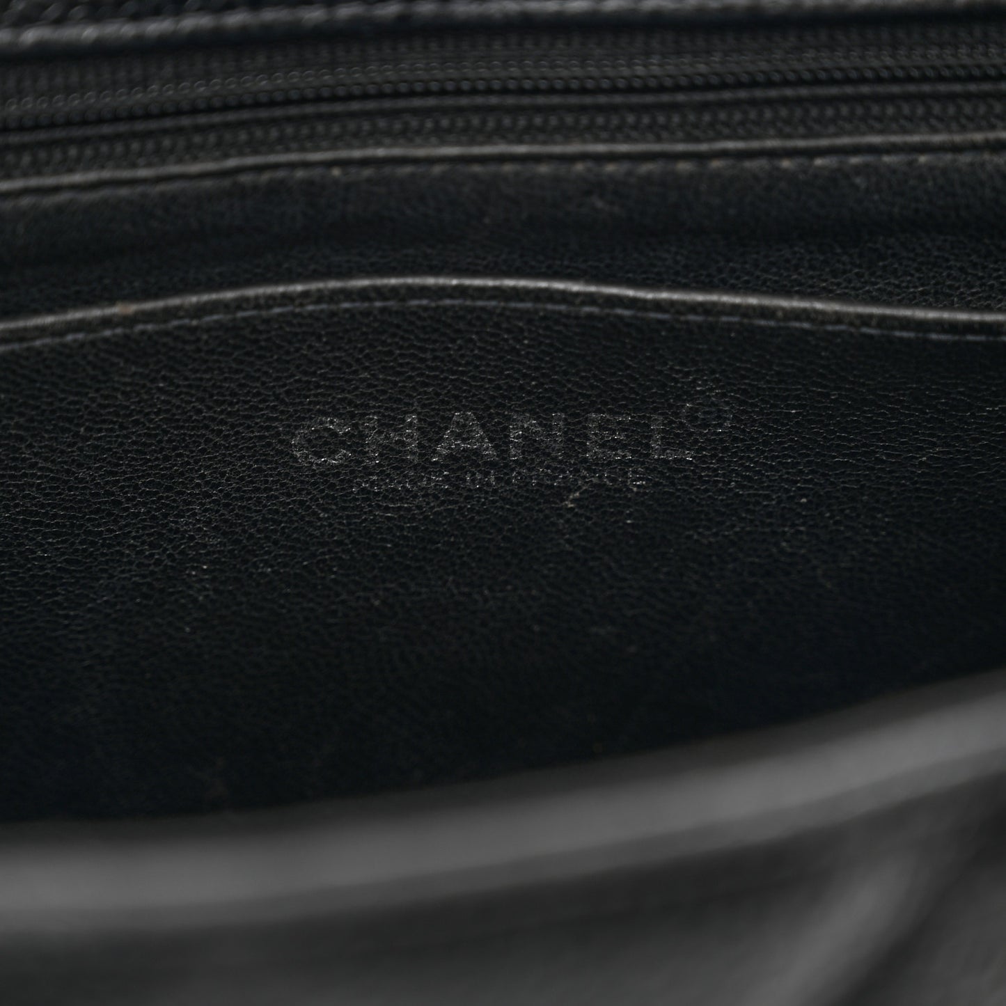 Caviar Jumbo Single Flap Black