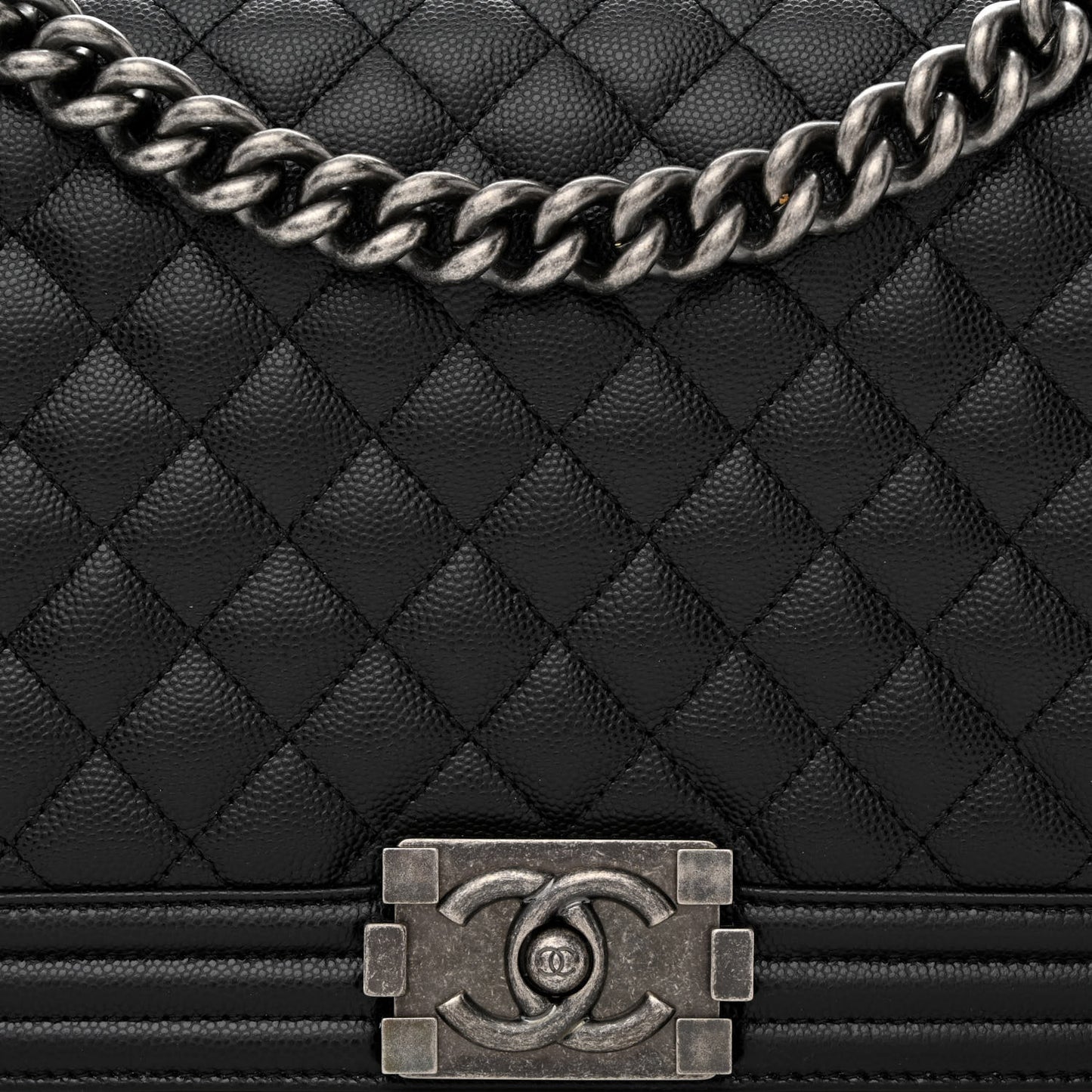 Caviar Quilted New Medium Boy Flap Black