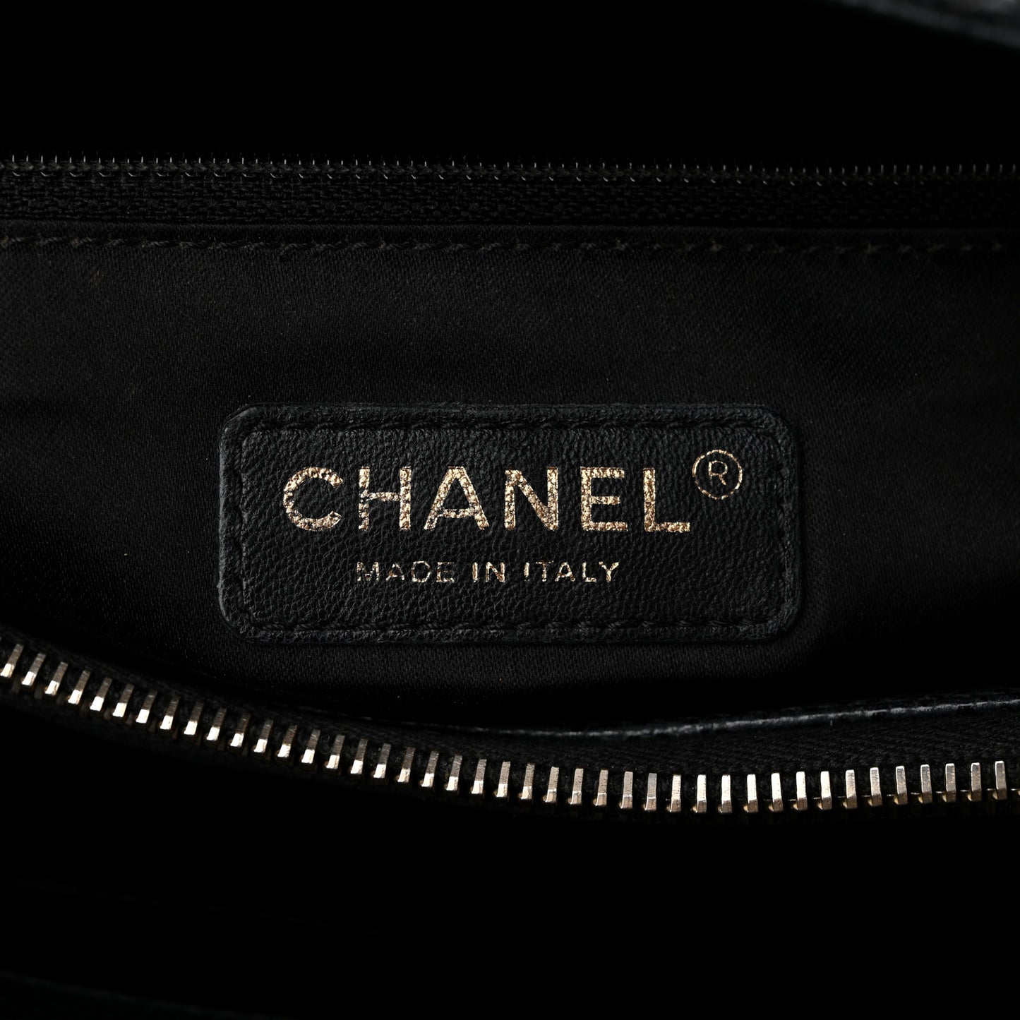 Caviar Quilted Grand Shopping Tote GST Black