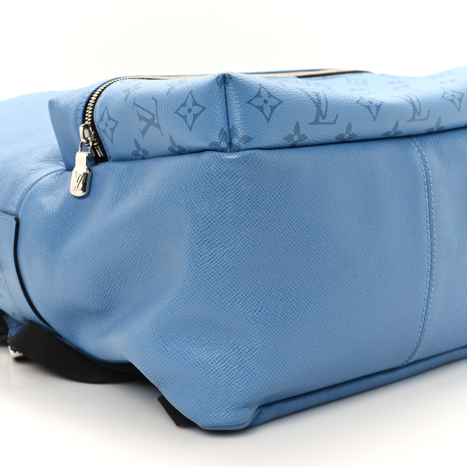 Louis Vuitton Taiga Monogram Discovery Backpack PM Blue Lagoon 8 of 10