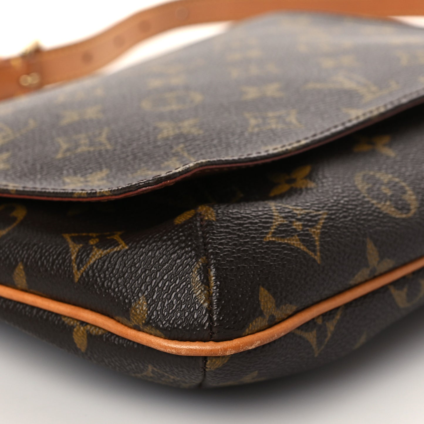 Monogram Musette Tango