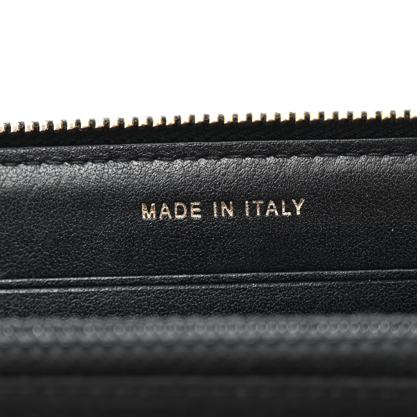 Caviar Quilted Medium Filigree Zip Around Wallet Black