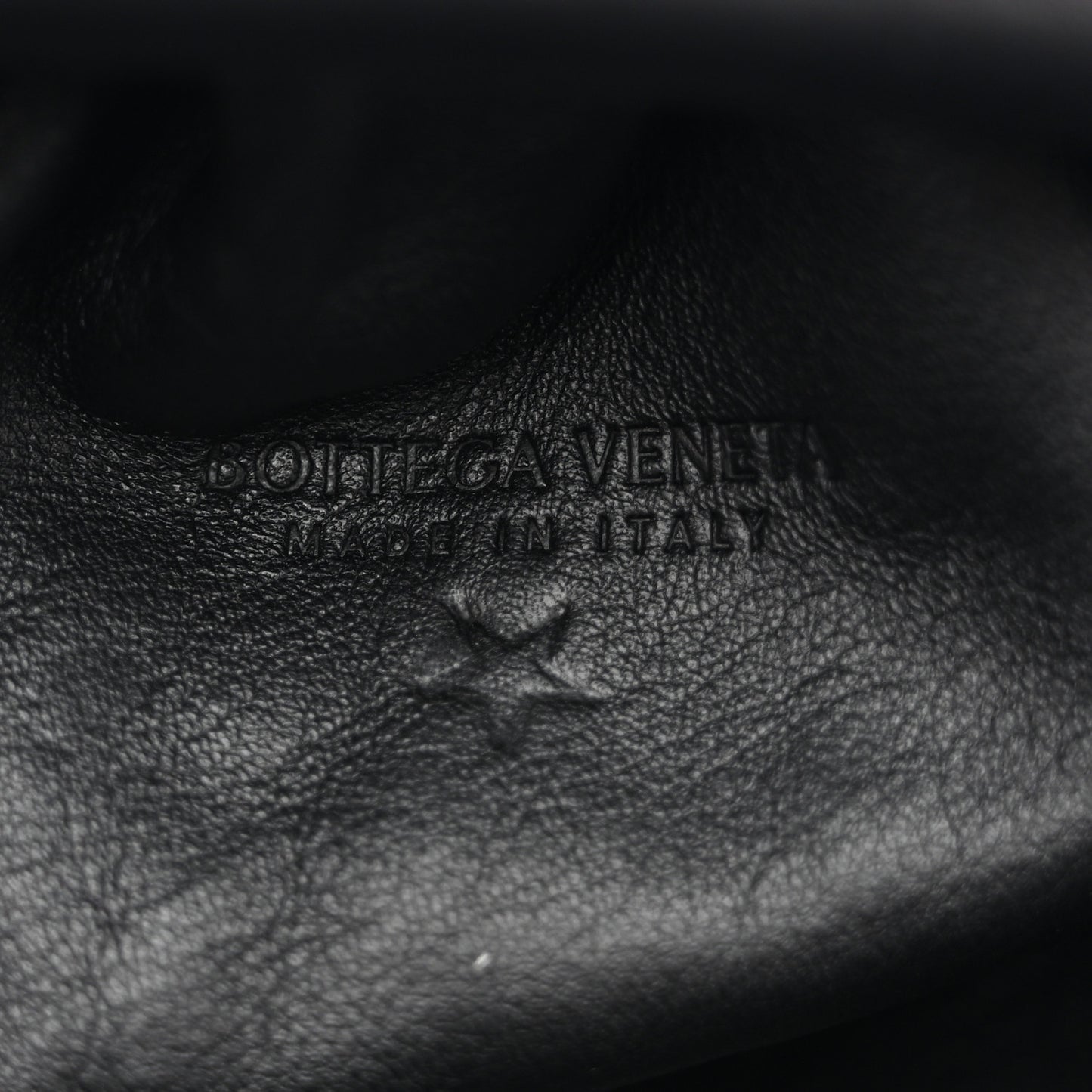 Butter Calfskin The Mini Pouch Black