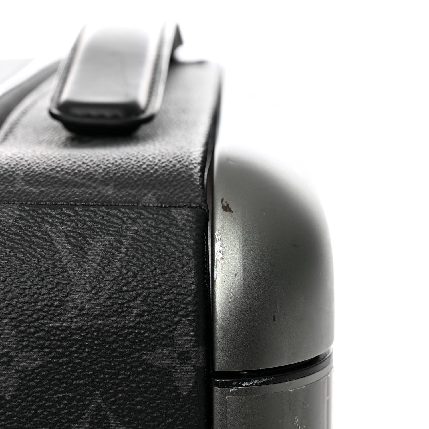 Louis Vuitton Monogram Eclipse Horizon 55 20 of 27