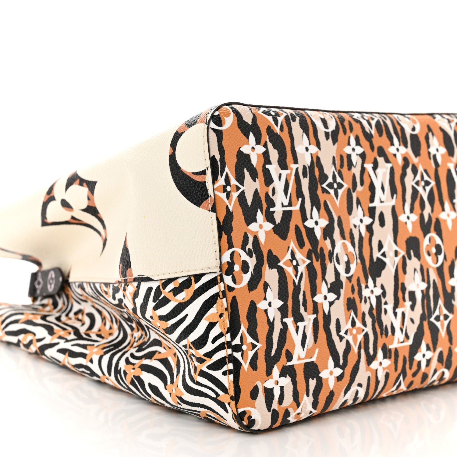 Louis Vuitton Monogram Giant Jungle NéoNoé Ivory 8 of 9