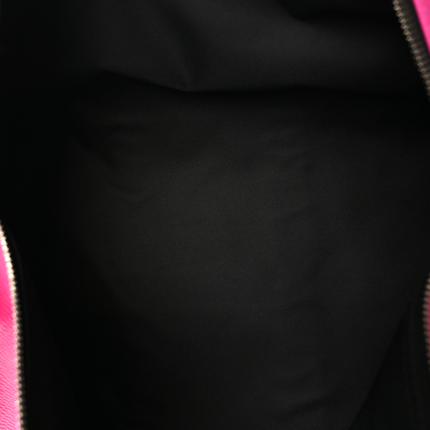 Louis Vuitton Taigarama Keepall Bandouliere Fuchsia 4 of 9